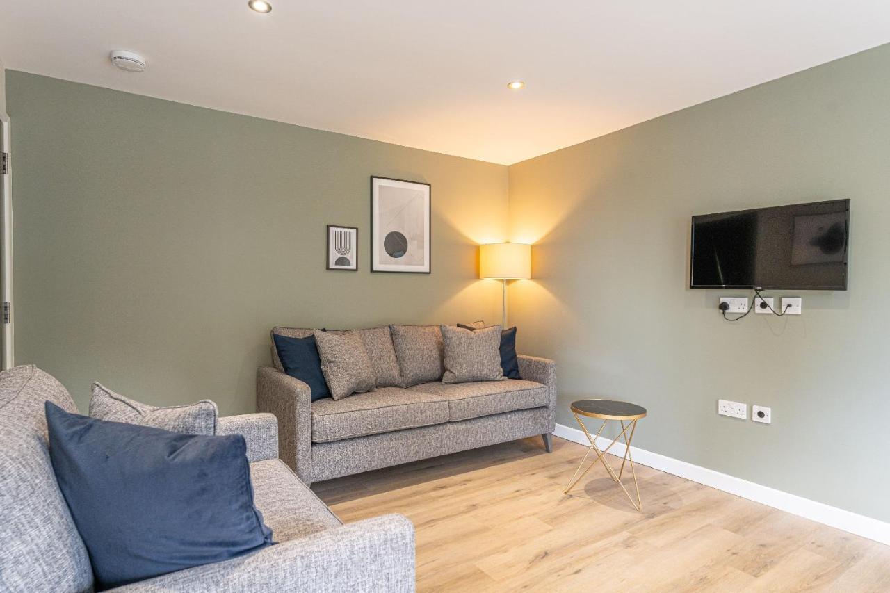 Stylish 1 Bedroom Apartments Free Parking Good Location Derby Extérieur photo
